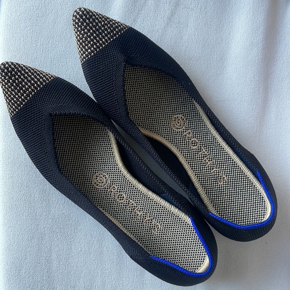 New Rothy’s Black solid Point Toe Size 8 - Picture 7 of 8